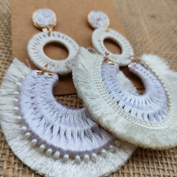 🪴Artemis Collection🪴 Boho Tassel Statement Earrings - Picture 13 of 17